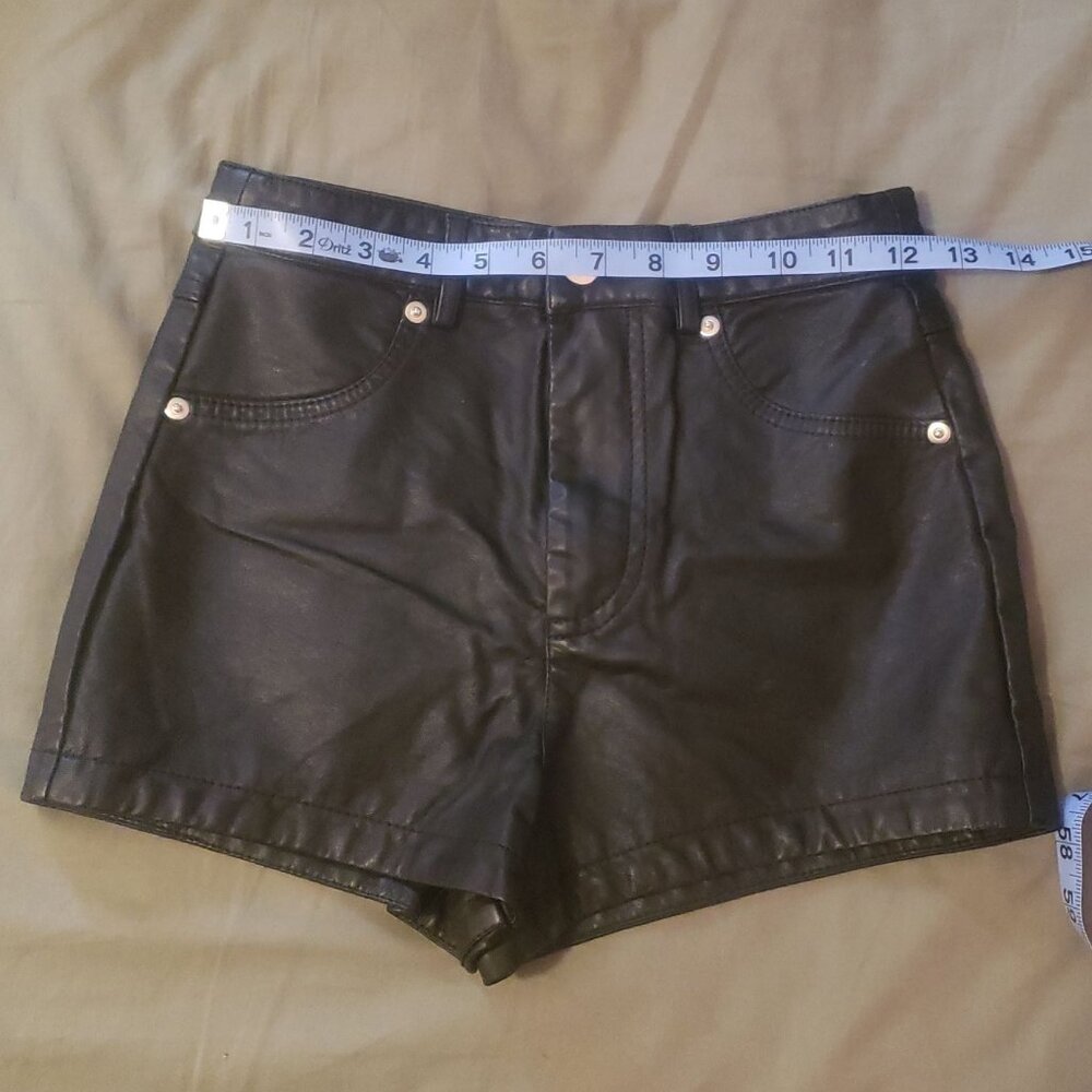 Faux leather short shorts